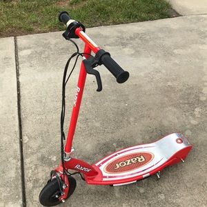 Razor Electric Scooter (RazorE175)